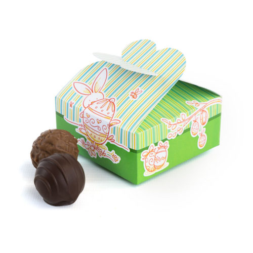 Süße kleine Pappbox mit Ostermotiv und 4 alkoholfreien Trüffeln