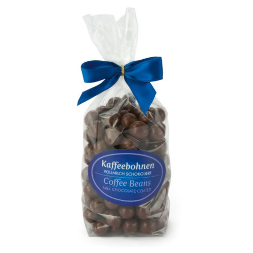 Kaffeebohnen umhüllt von feinster Vollmilchschokolade